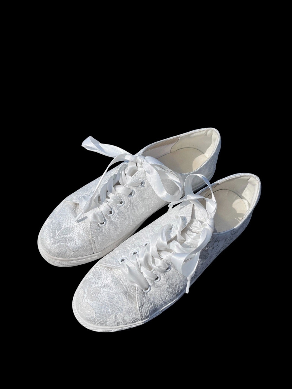 White Lace Women's Sneakers - Elegant Casual Lace-Up